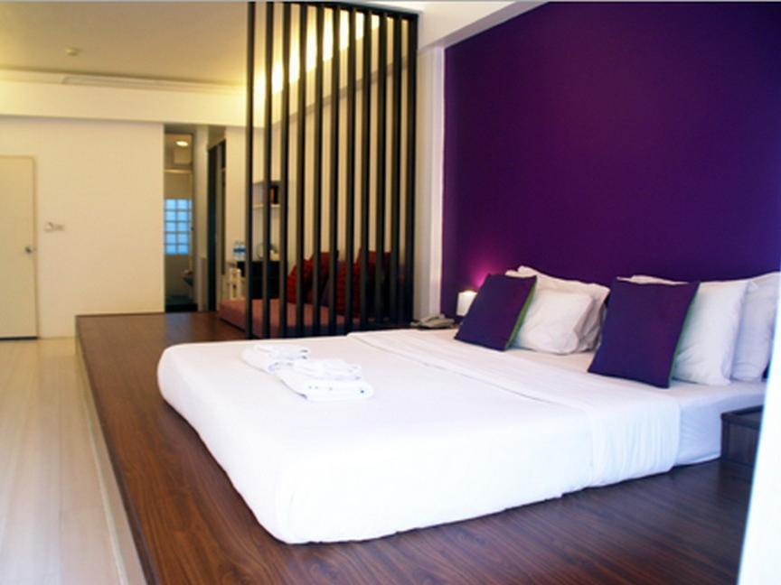 Baan Saladaeng Boutique Guesthouse Банкок Екстериор снимка