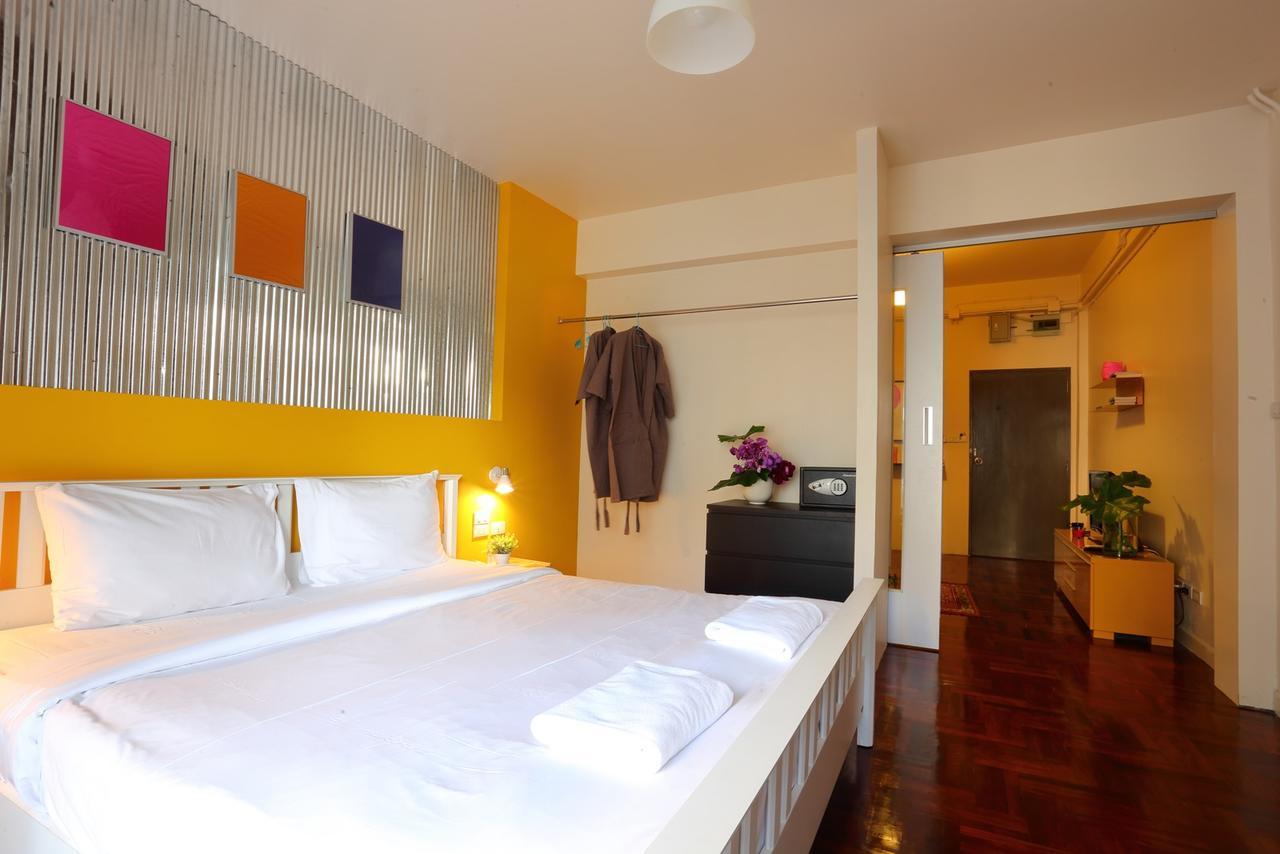 Baan Saladaeng Boutique Guesthouse Банкок Екстериор снимка